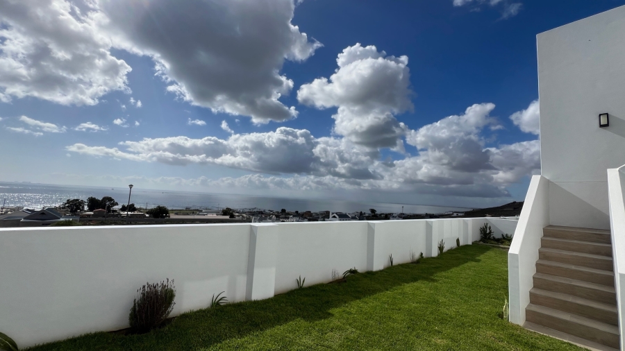 3 Bedroom Property for Sale in St Helena Views Western Cape